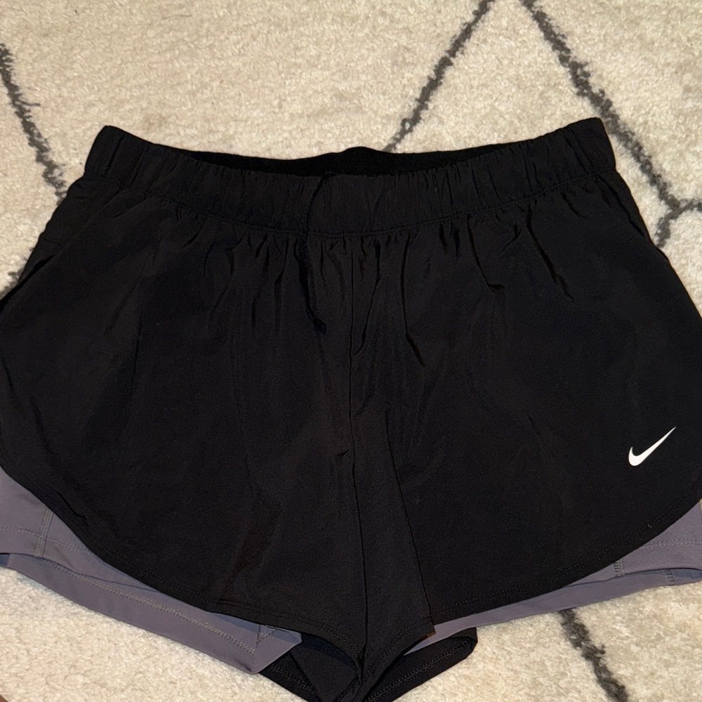Nike Women's Black and Gray Athletic Shorts